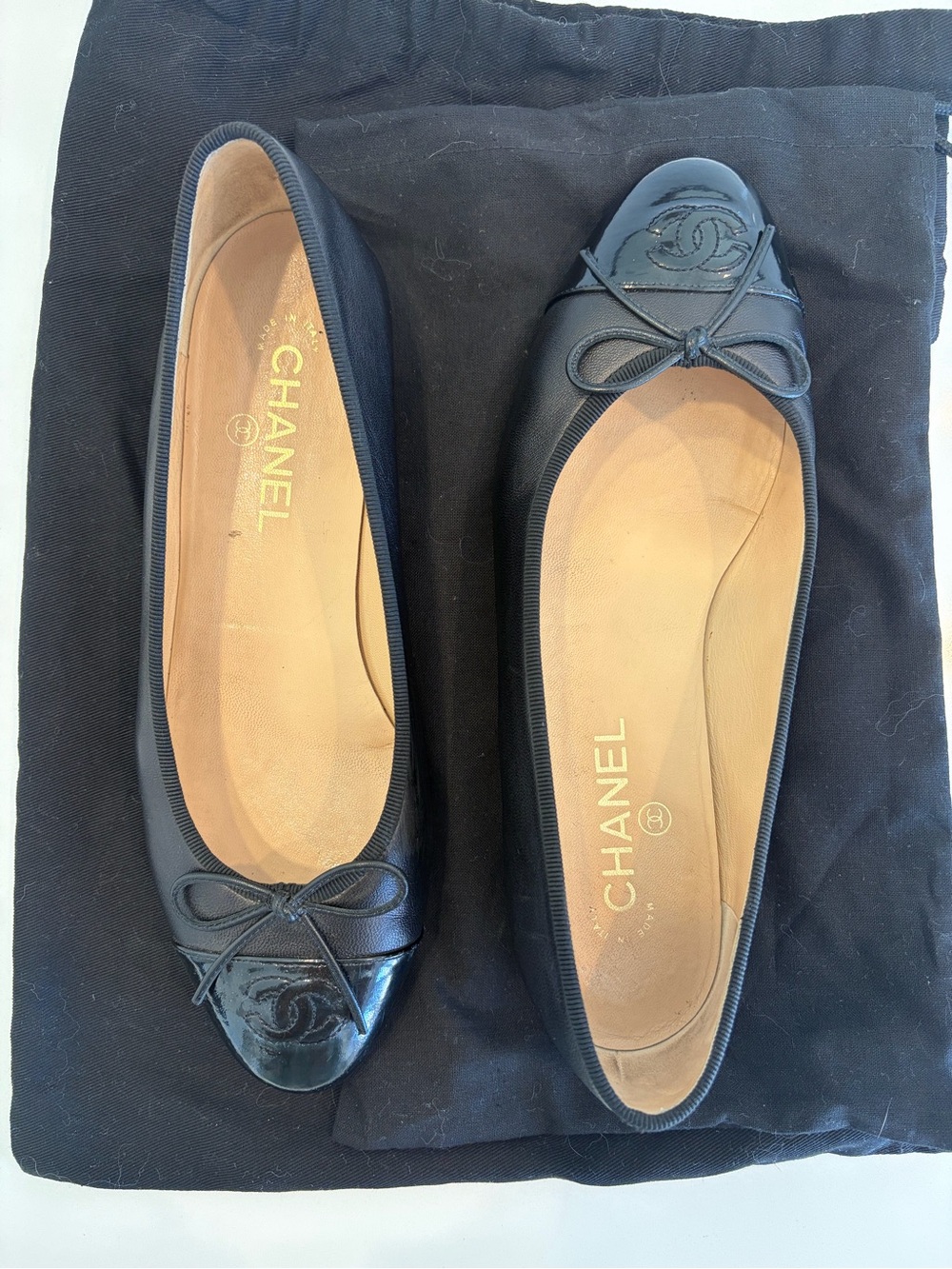 CHANEL Black Leather Cap-Toe Bow Ballet Flats - Picture 8 of 8